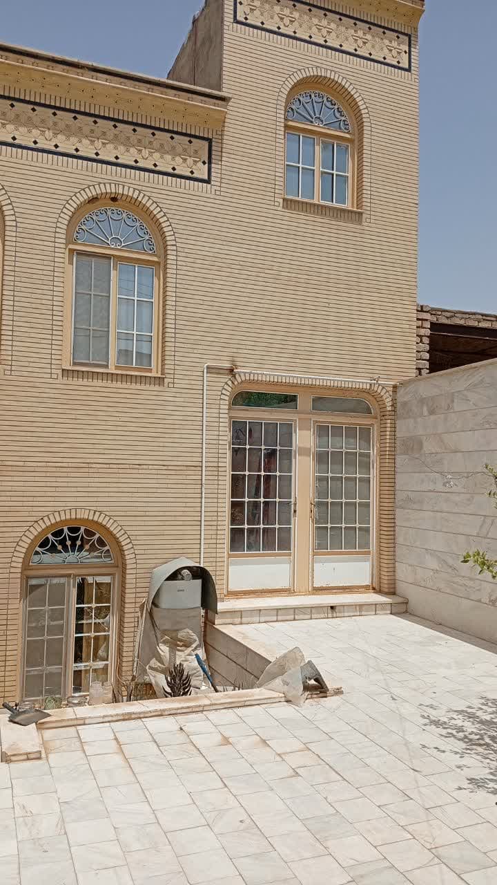 آپارتمان حیاط دار در کاشان